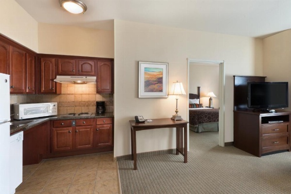Staybridge Suites Tucson Airport image 24