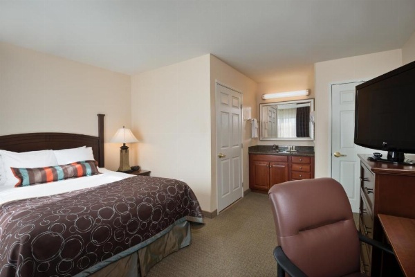 Staybridge Suites Tucson Airport image 28